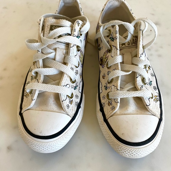 Kids Converse Size 13 - Picture 3 of 5